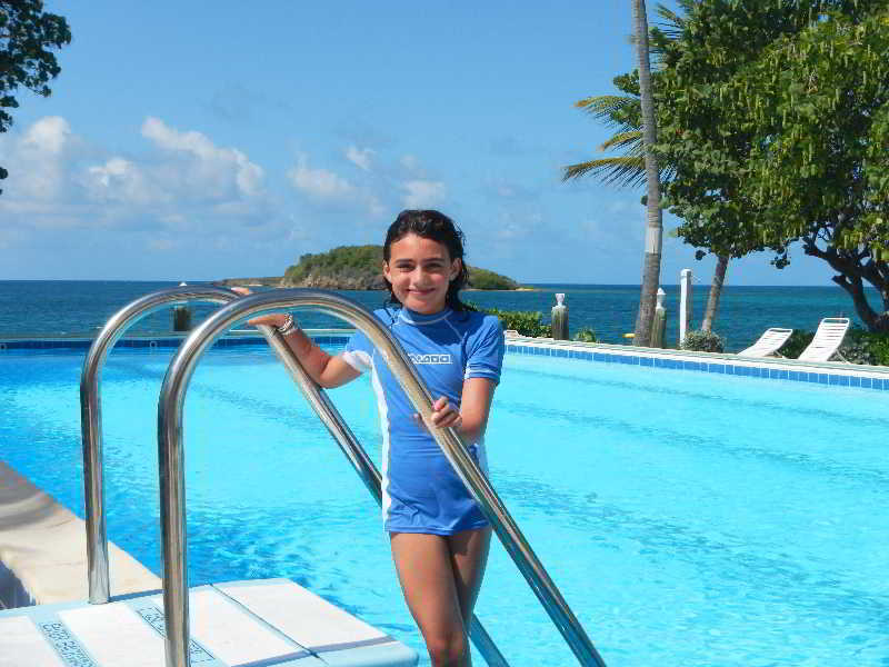 Tamarind Reef Resort Spa & Marina Кристианстед Экстерьер фото