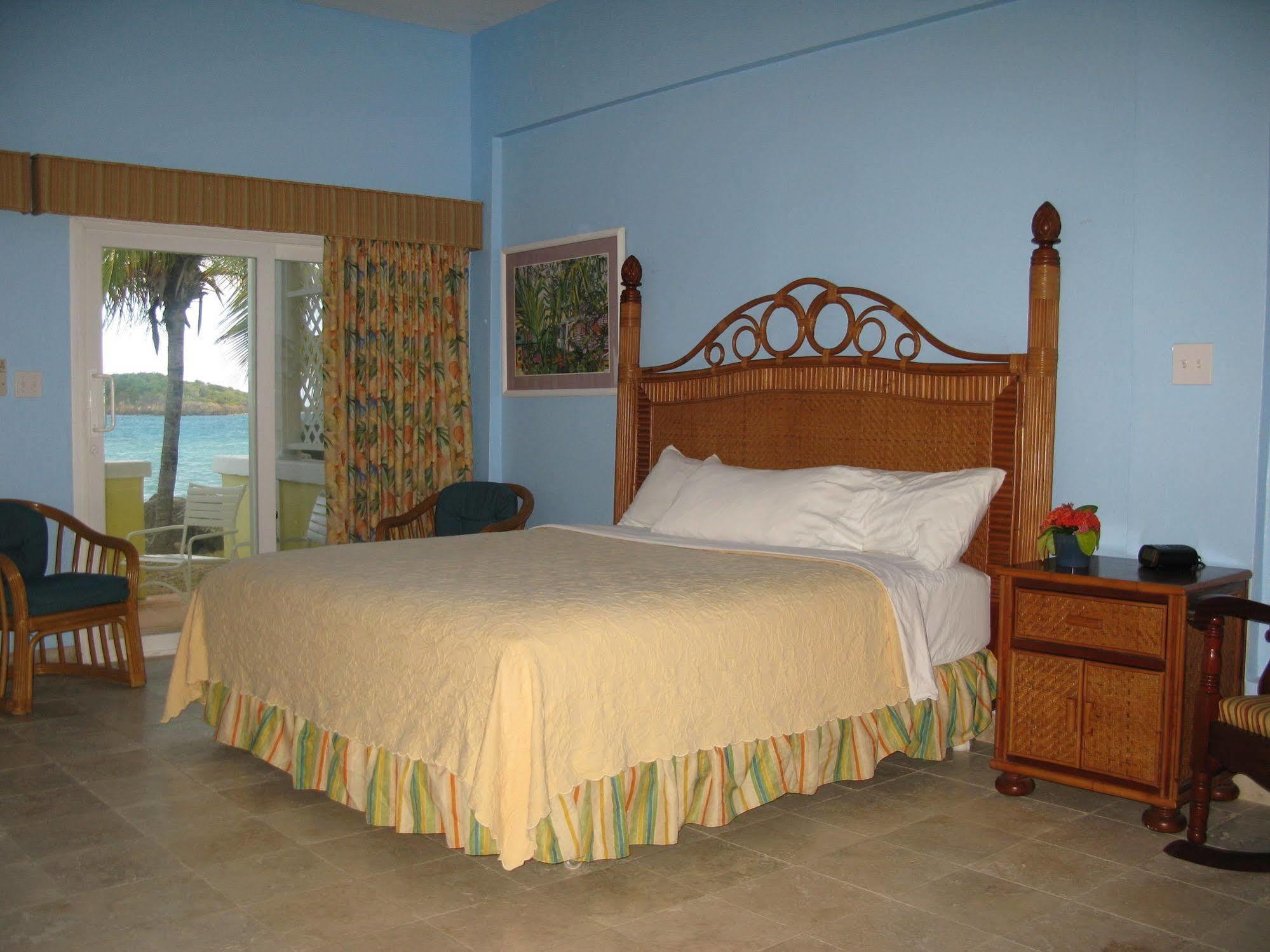 Tamarind Reef Resort Spa & Marina Кристианстед Экстерьер фото
