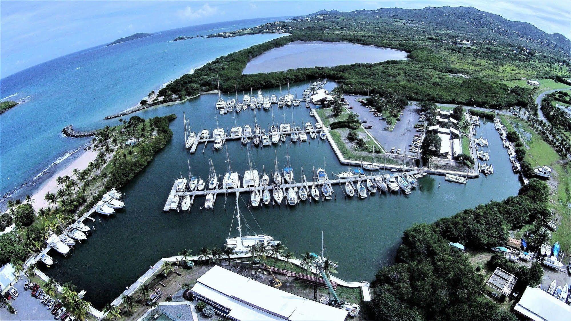 Tamarind Reef Resort Spa & Marina Кристианстед Экстерьер фото
